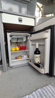 VW T4 Carthago Camper Obytný Po Renovaci / Westfalia - 10