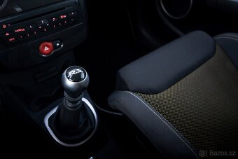 Clio III RS (Phase 2) Recaro - 10
