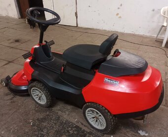 Zahradní traktůrek zn:Mountfield Primo 12,5 HP - 10