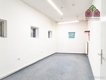 Obchodní prostor, plocha 65 m2, po rekonstrukci, rušná část - 10