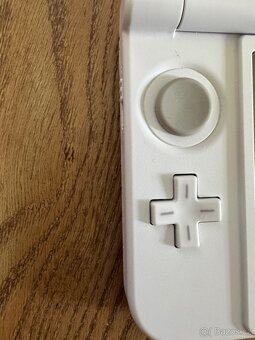 Nintendo 3DS XL Limited Edition - 10