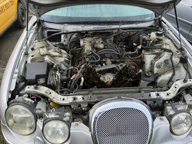 Jaguar S-TYPE 4,0 V8 2000 203kW - MOTOR KO, DILY KRASNY - 10