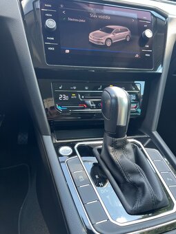 VW Passat B8 Variant 2.0TDI 110kW DSG rok 2022- Elegance - 10