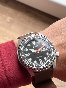 Masivni hodinky Citizen automatic - 10