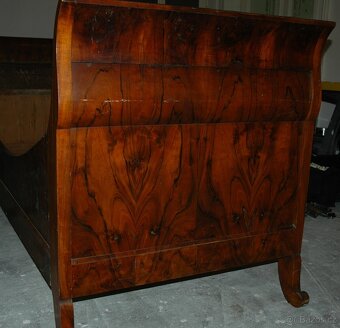 Postel Biedermeier ořech - 10