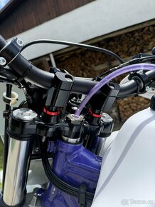 SUZUKI DR 650 SE - 10
