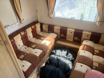 Predam 5 miestny karavan dovoz gb rv. 2005 - 10