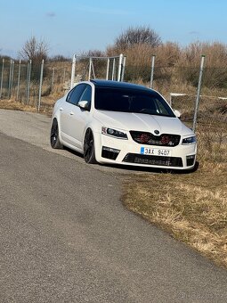 Octavia 3 rs benzín air 380hp - 10