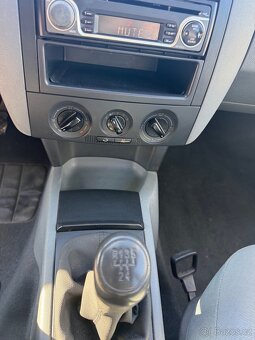 Škoda Fabia 1.4 MPI - 10