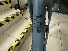 MRX 29 - carbon - 10