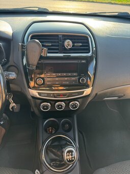 Mitsubishi ASX 1.6 MIVEC - plně servisované vozidlo - 10