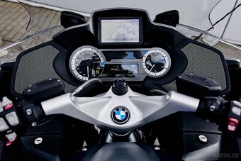 BMW R1200RT 2016 v barvě San Marino modrá metalíza, v plné v - 10