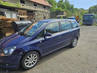 Opel Zafira 1,9 Diesel 7mimístné - 10