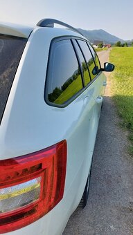 ŠKODA OCTAVIA 3 COMBI 1.6 TDI 85 KW - 10