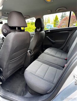 Volkswagen Golf Variant - 10