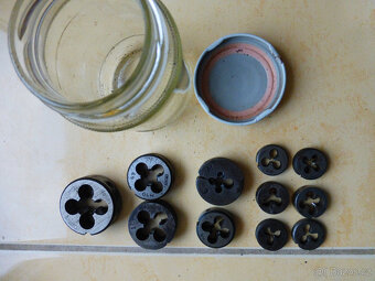 Vratidla, závitníky a očka - 10