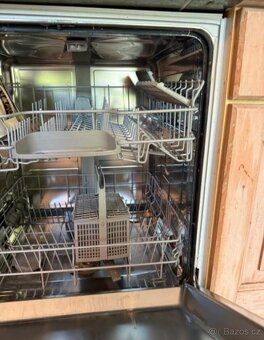 Velká kuchyně z masivu se spotřebiči,5675 - 10