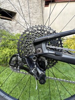 Kross Earth 4.0 vel. M - 10