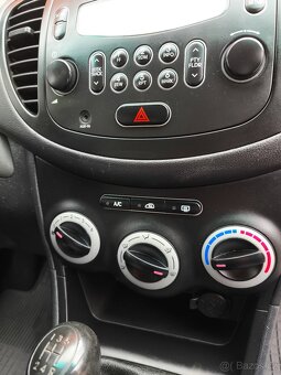 Hyundai I10 1.1i 48kw,poctivých 158tkm, s klimou, po servisu - 10