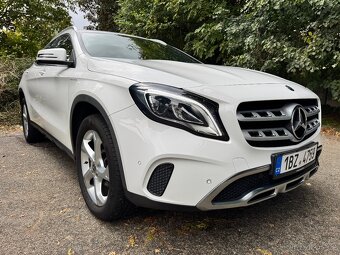 Mercedes Benz GLA200d 4matic - 10