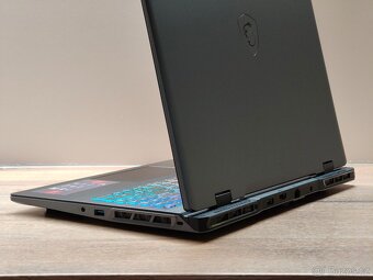 MSI SWORD 16 HX B14V_i7-14650HX_32GB_1TB_RTX 4070 8GB - 10