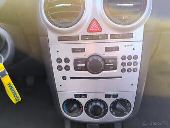 Opel Corsa 1.4i 16V Active,75kw klima , tempomat T.Z - 10