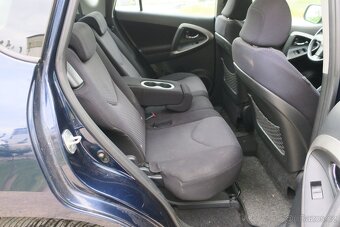 TOYOTA RAV4 2.2D4D, 100 kW, 1.MAJITEL, BEZ KOROZE - 10