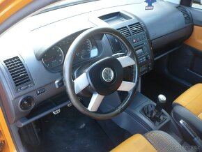 Volkswagen  Polo  1.4 i 55 kW CROSS - 10