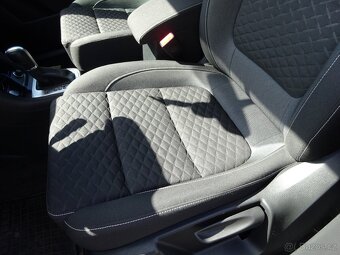 Volkswagen Sharan 2.0 TDI – Automat, 7 míst. TOP STAV - 10