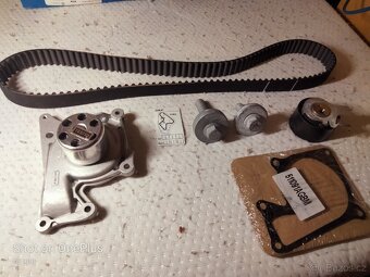 Vodňí čerpadlo, chlazeňí motoru. SKF VKPC 86419 - 10