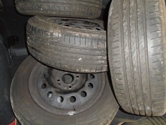 ford fusion 1,4i 03 ND - 10