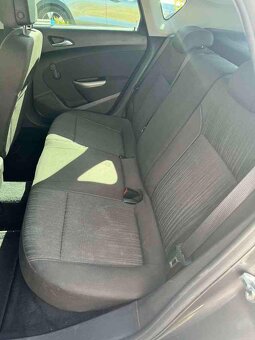 Astra 2011 1.4T - 10