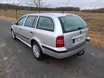 Škoda Octavia Combi 1.8T 110Kw - 10