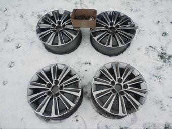 VÝPRODEJ DÍLŮ Peugeot 308 P5 t10 od roku 21 3 lll - 10