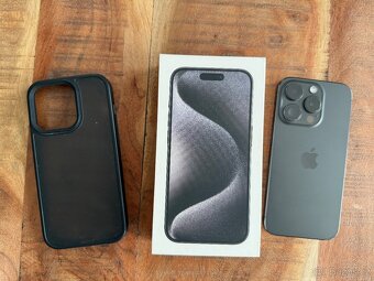 iPhone 15 Pro 128gb ESIM verze - 10