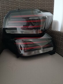 Prodám na Peugeot 208 zadní LED světla, L+P ,mod.24, nová - 10