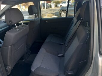 Opel Zafira 1.6i TAŽNÉ 7 MÍST 2010 BEZ KOROZE - 10