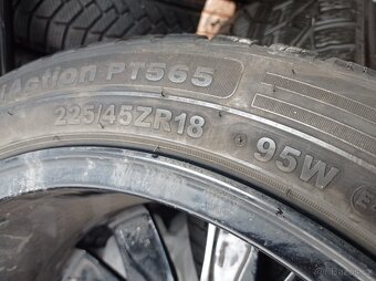 Celoroční al kola 18" MARESEILLE ORIGINAL VW SHARAN, TOURAN - 10