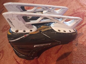 Brankářské brusle Bauer Supreme 1s, BEZ NOŽů a TKANIČEK  - 10