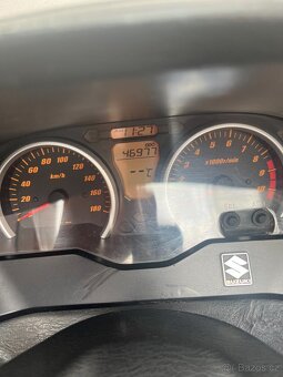 Suzuki Burgman 400 - 10