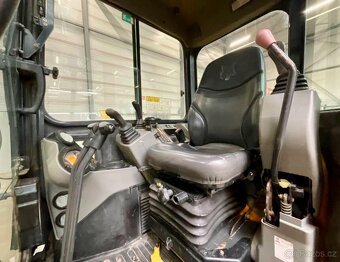 BAGR BOBCAT E50 - 10