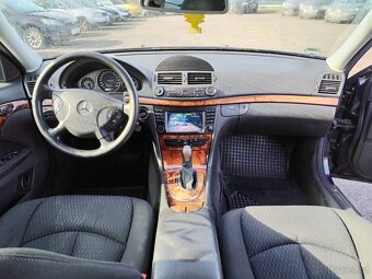 Mercedes Benz E220 - 10
