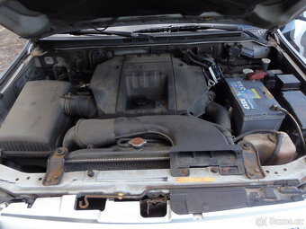 Mitsubishi Pajero 3.2 DI-D 4x4 manuál tažné 3.3T - 10