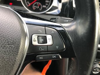 Volkswagen Golf VI 1,6 TDI 77 KW Highline Plný servis - 10