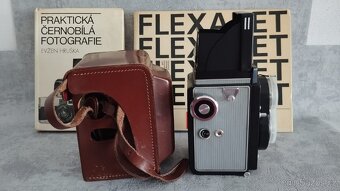Starý fotoaparát Flexaret + krabice, přislušenství, 2 knihy - 10