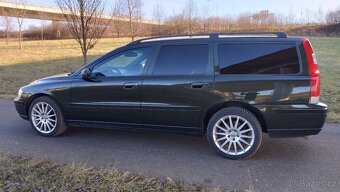 Volvo V70 2.5T AWD - 10