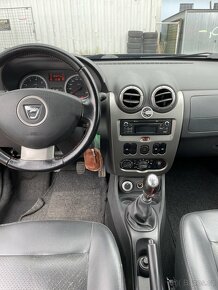 Dacia Duster 1.6i benzin 4x4 - 10