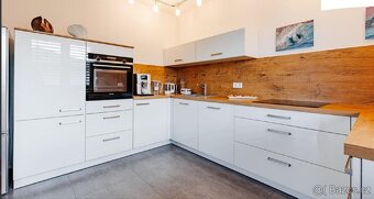 Zařízený dům 3kk, Vrbovec. okr. Znojmo - 10