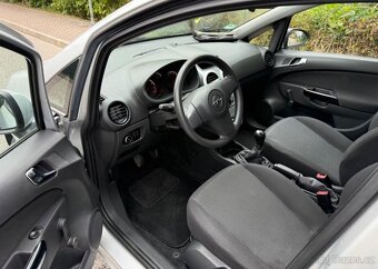Opel Corsa 1,2i Nová STK klima zimáky benzín - 10