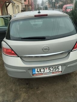 Opel Astra 2005 - 10